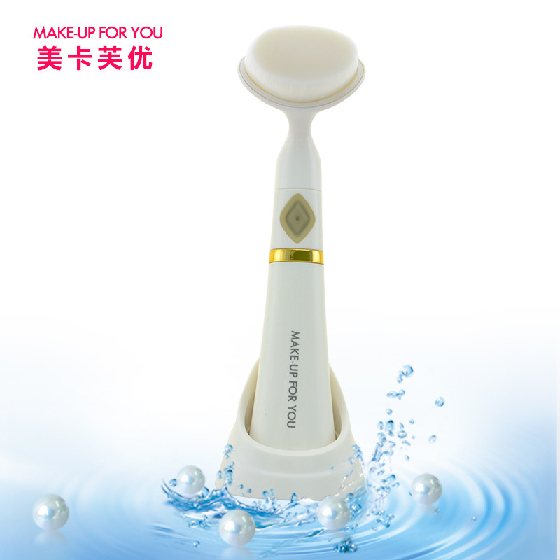 挤黑头的工具与毛孔清洁器 正确使用指南与选购建议